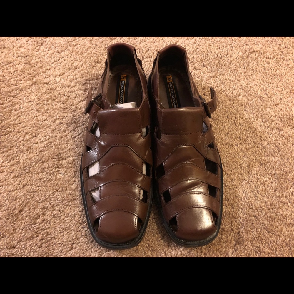 Brown Stacy Adams men sandals size 9